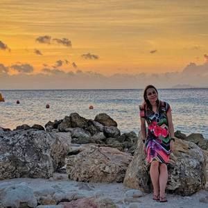 Meet your Posher, Lucy